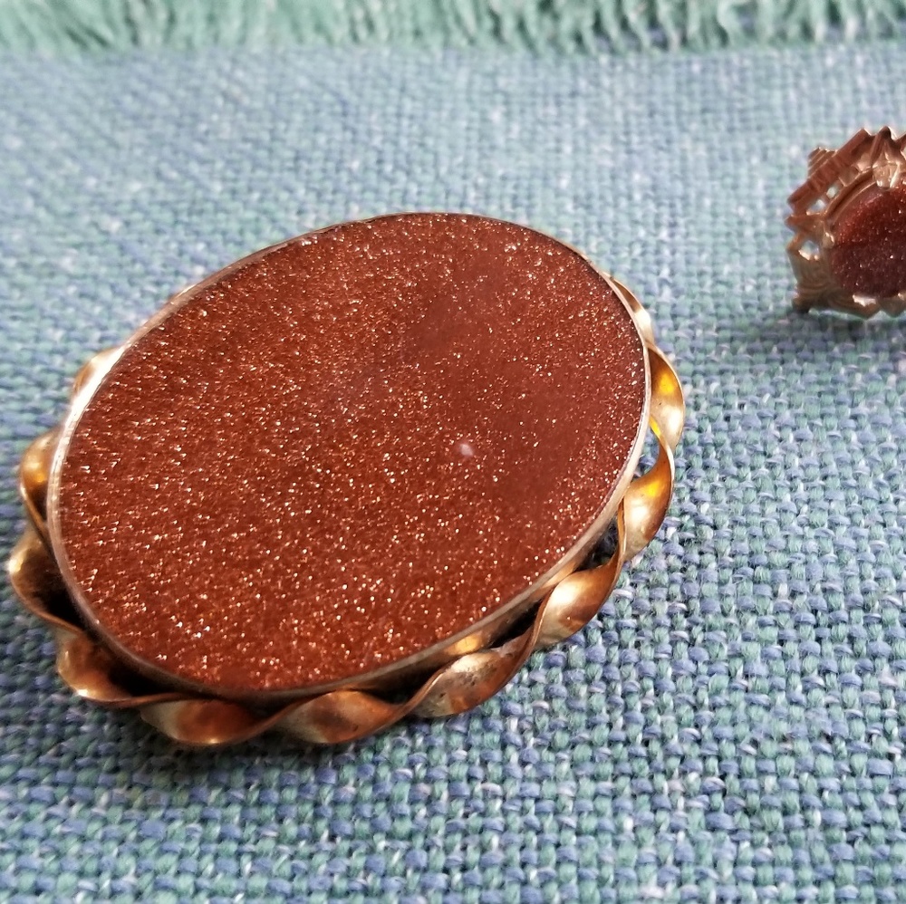 Vintage 1930's Gold Stone Brooch - Picture 1 of 4